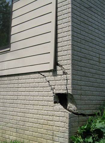 severe cracking of structural walls in Sheperdsville